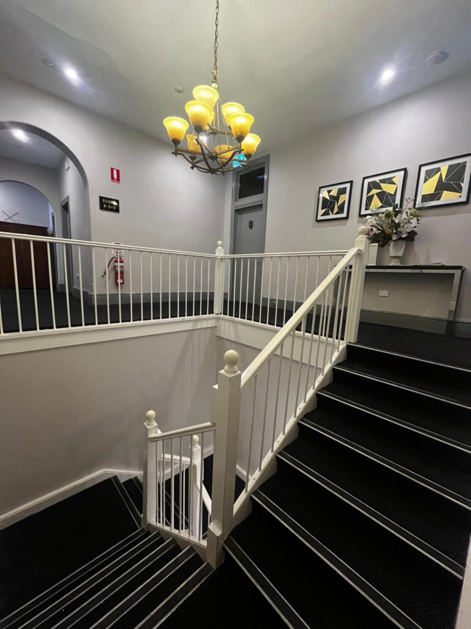 פרת'' The Stirling Arms Hotel מראה חיצוני תמונה